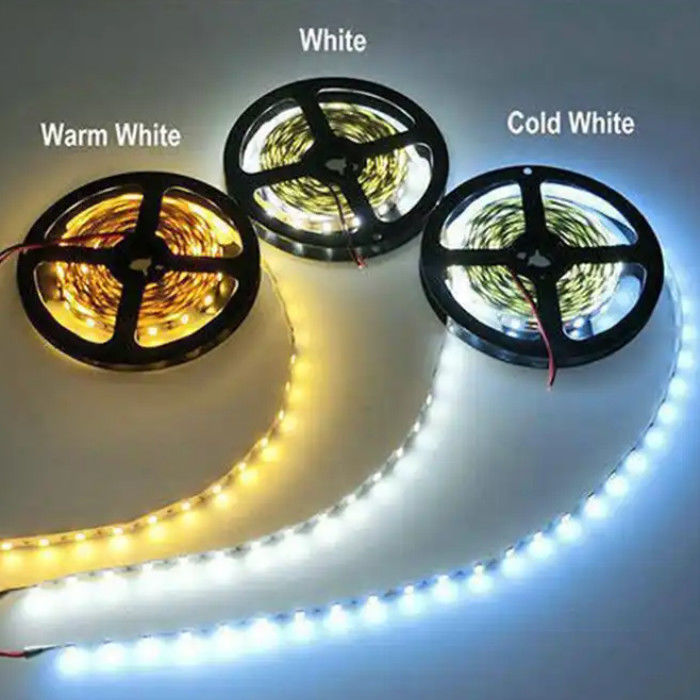 14.4W/m Einfarbiges LED-Lichtstreifen 12V Gleichspannung für Schlafzimmer und Büros